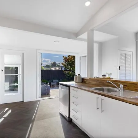 Charming Home, 10 Mins From Cbd Christchurch Exterior foto